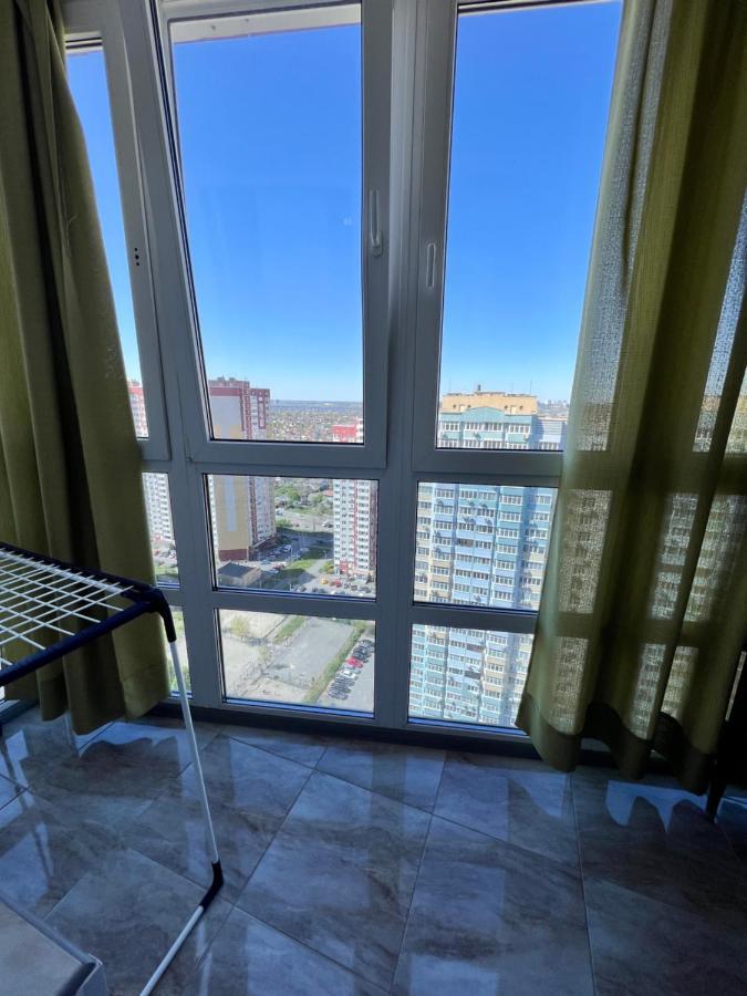 Уютная 1 Комнатная Квартира На Софии Русовой Apartman Kijev Kültér fotó